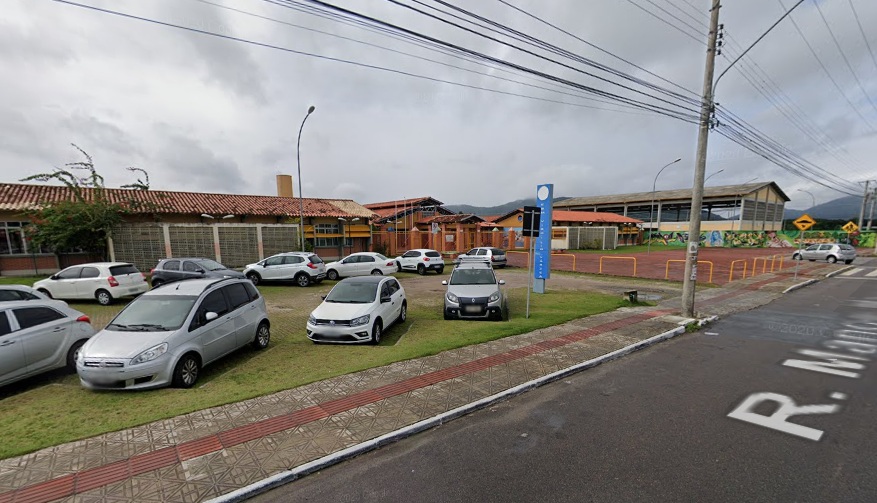 Foto: EBM Virgílio Várzea - Canasvieiras - Google Street View