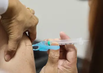 Florianópolis promove Dia D da Vacinação contra gripe e dengue neste sábado